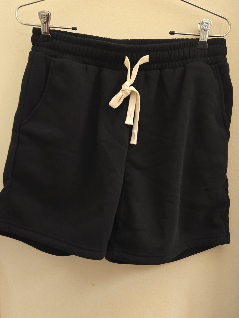 Men Black Pull-On Lounge Shorts with Drawstring NWOT